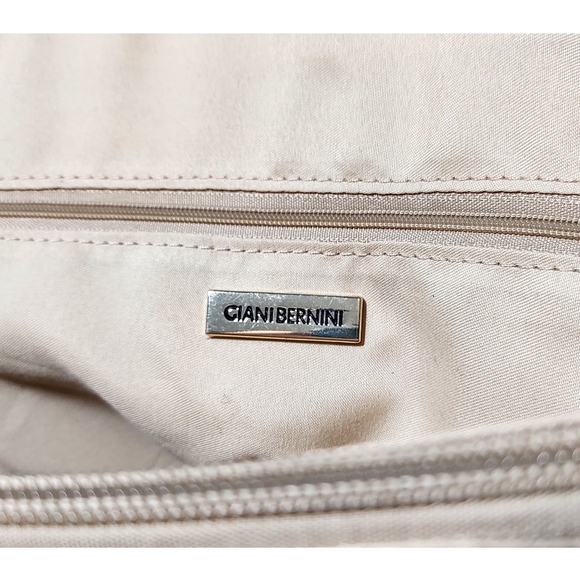 Giani Bernini Ostrich Embossed Faux Leather Shoulder Crossbody Satchel - Picture 5 of 5